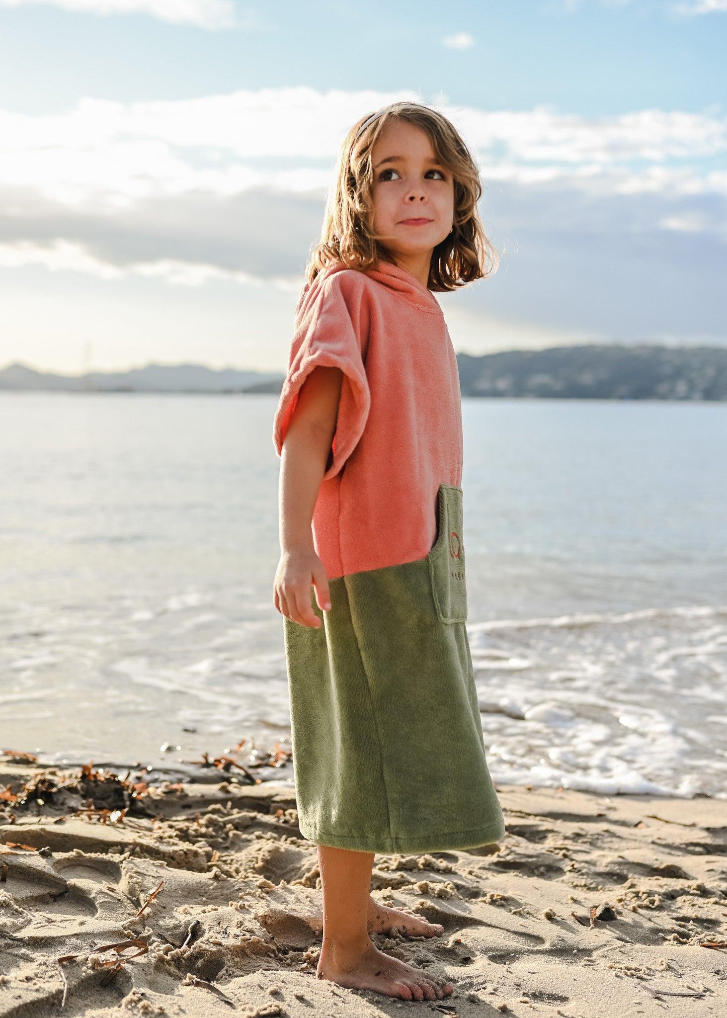 Poncho Enfant Rose-Kaki - La Roda French Riviera