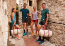 Groupe de joggers en tenue de running la roda 