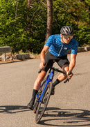Cycliste en maillot de vélo  la roda 