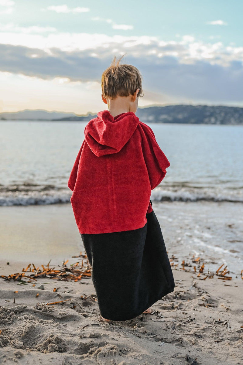 Poncho Enfant Rouge-Noir - La Roda French Riviera